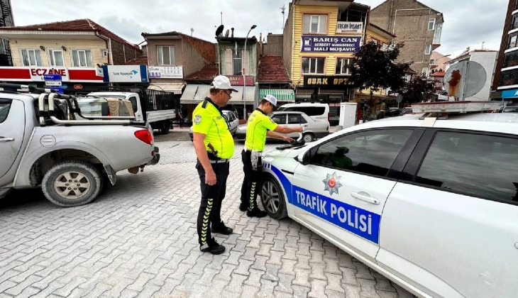 Araç ve ehliyet sahipleri dikkat! Ehliyete el koyma trafikten men para cezası 20.342 Türk Lirası