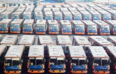 1997 yılında arsa karşılığı belediye binası!