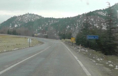 Beyşehir-Konya karayolu 2015'te hizmete açılacak!