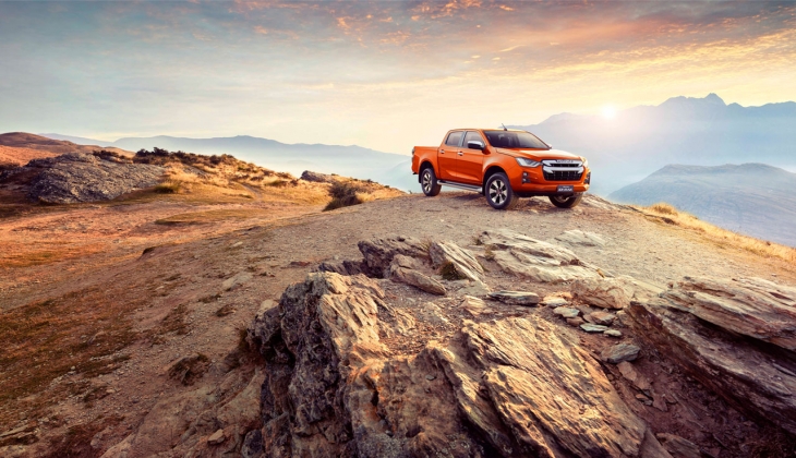 Off-road segmentinin en yenisi Isuzu D-Max şimdi yeni fiyatıyla! Isuzi 21 Eylül 2022 fiyat listesi..