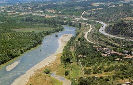 Sakarya Nehri kurudu!