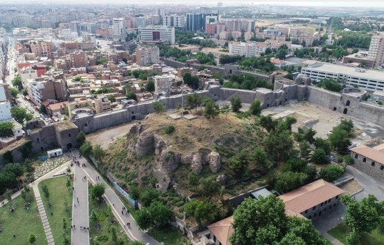 Fahiş kira zamları Diyarbakır'da kiracıları zorladı!