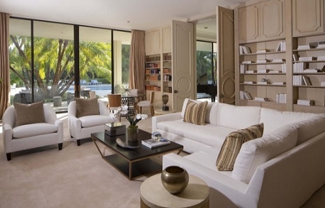 Adam Levine-Behati Prinsloo çifti evlerini 18.9 milyon dolara sattı!