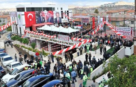 Mamak'ın en büyük kapalı pazarı açıldı!