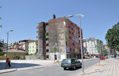 Malatya Cengiz Topel caddesindeki binalar yenileniyor!