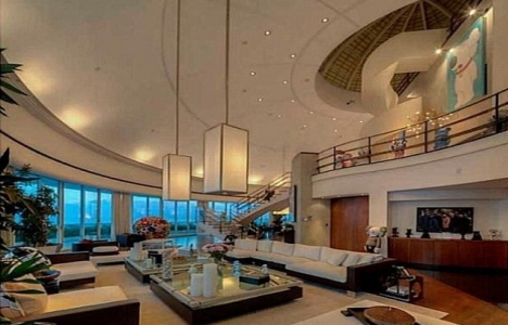 Pharrell Williams ın Miami deki evi 10.9 milyon dolara satışta!