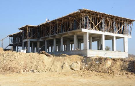 Uşak'ta evsizler için düşkünler evi inşa ediliyor!