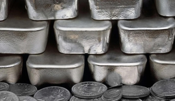 Gümüş en son 1980 de böyle olmuştu! Altını sollayacak rekor rakam geliyor!