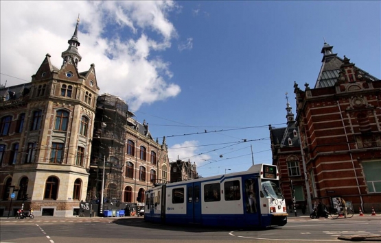 Amsterdam da yüksek kira beklentisi nedeniyle evini boş tutan ev sahiplerine ceza!