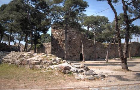 Kadifekale surları onarıldı!