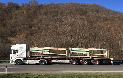 İtalyanlar 6 saatte villa yaptı!