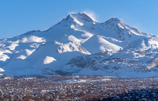 Kayseri Güneşli de 1 milyon metrekarelik arazide villa yapılmasına tepki!