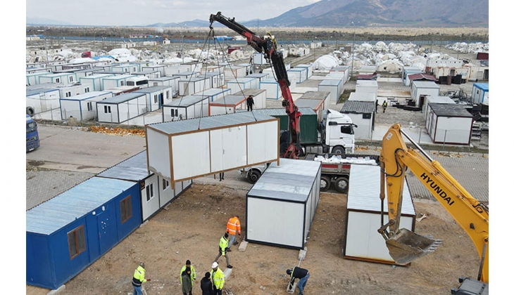 Deprem bölgesi Gaziantep te 17 bin 27 çadır ve 1522 konteyner kuruldu!