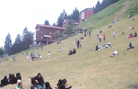 Arap turistler rotasına Ayder'e çevirdi!