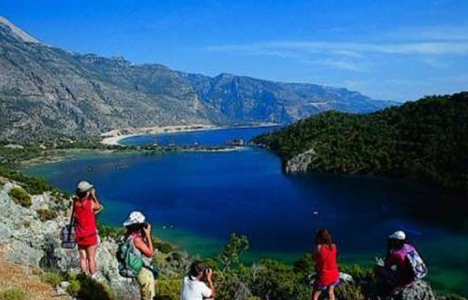 Hedef: 40 milyon turist, 36.5 milyar dolar turizm geliri!