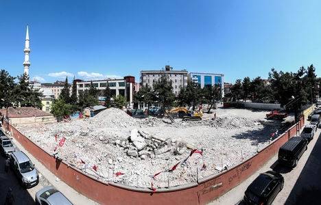 Sultanbeyli Merkez Camii projesi 2015 te bitecek!