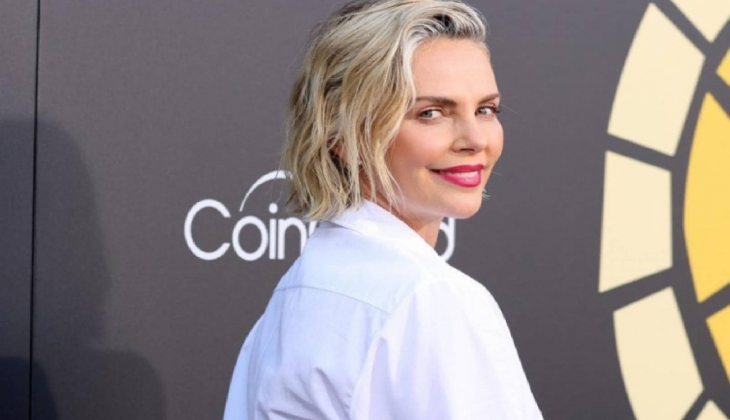 Charlize Theron evini 117 milyon TL ye satışa çıkardı! İstanbul da o fiyata ev alınmıyor!