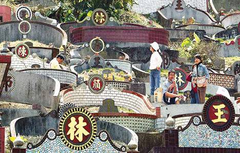 Asya'da mezar fiyatları konut fiyatlarını solladı!