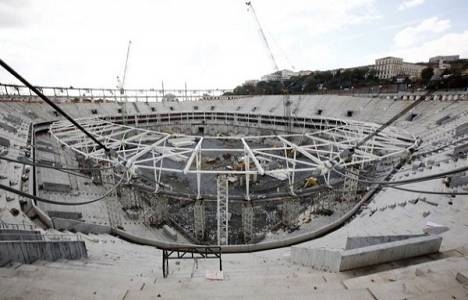 Vodafone Arena'da çatı bloğu kaldırılıyor!