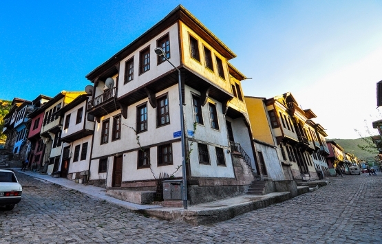 Tarihi Afyonkarahisar evleri restore çalışması 2024'de tamamlanacak!