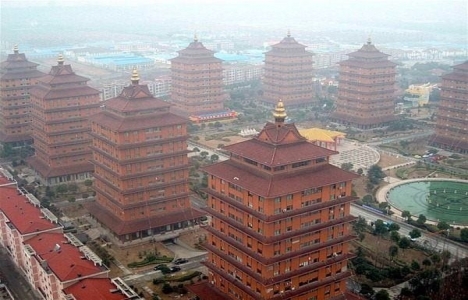 İşte herkesin villada yaşadığı Çin deki o köy!