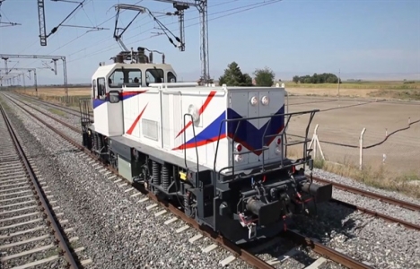 Milli elektrikli lokomotif bugün raylara iniyor!