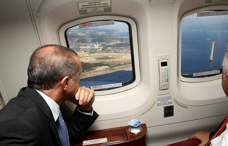 Cumhurbaşkanı Erdoğan dev projelerin inşaatını havadan inceledi!