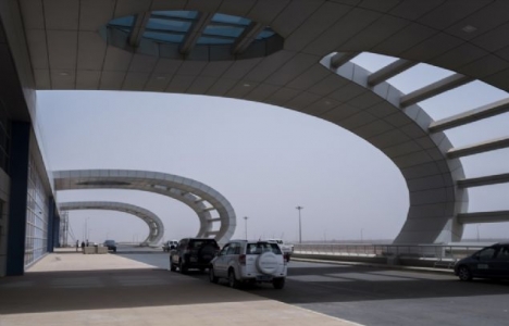 Yıllardır bekleyen Dakar Havalimanı nı Türkler 8 ayda bitirdi!