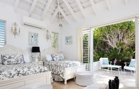 Kylie Jenner in 50 milyon dolarlık evi görenleri büyülüyor!