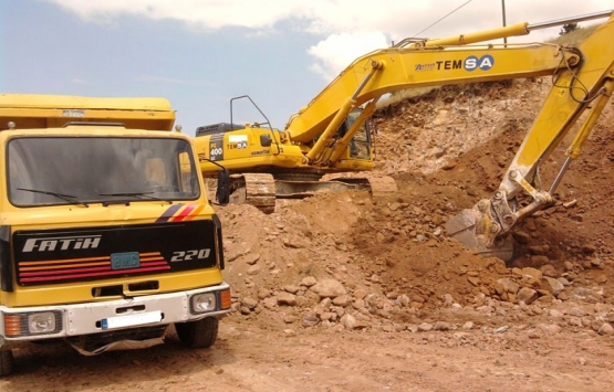 Hafriyat kamyonları dehşet saçıyor!