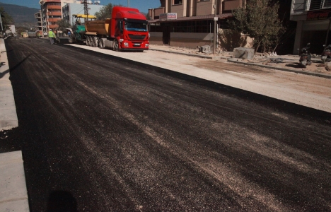 Hatay Çekmece Mahallesi'nde asfalt çalışmaları başladı!