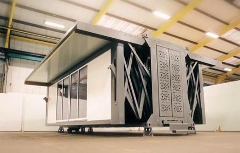 İtalyanlar 6 saatte villa yaptı!