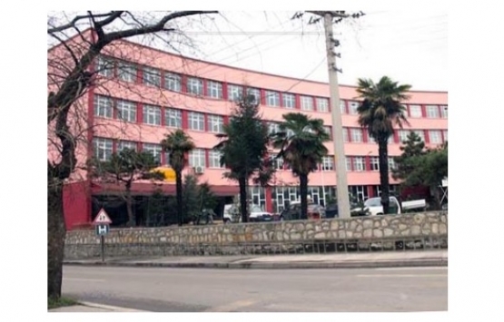 Zonguldak'ta otopark için 79 yıllık okul mu yıkılacak?