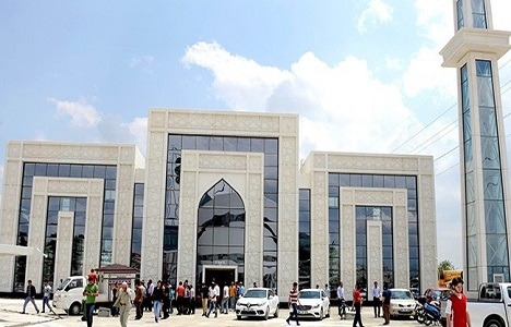 Konya Meram'da yapımı tamamlanan cami açıldı!