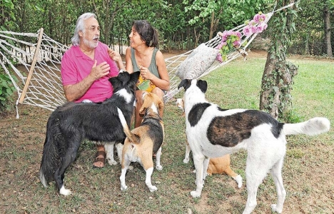 İşte ünlülerin çiftlik evleri!