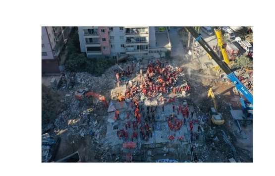 İzmir depreminde yıkılan Rıza Bey Apartmanı nın fenni mesulü için tutuklama kararı!