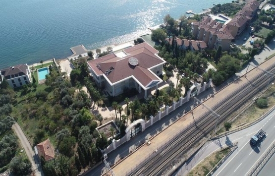 İzmit’in yalıları İstanbul’a rakip oldu!