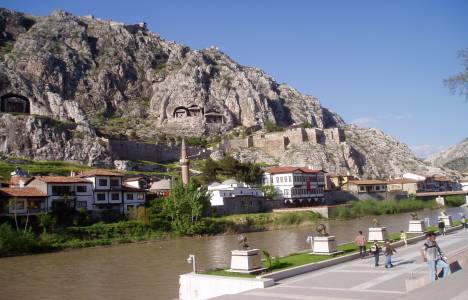 Amasya duble yollar sayesinde turizmin gözdesi oldu!