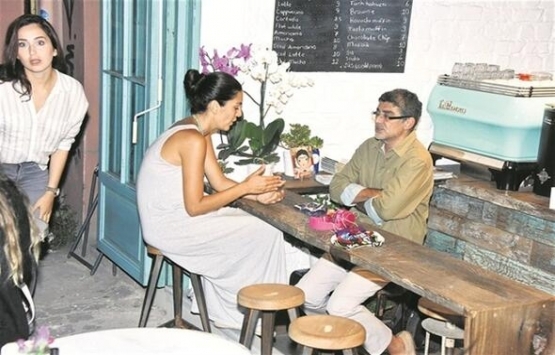 Bergüzar Korel kahve dükkanını kapattı!