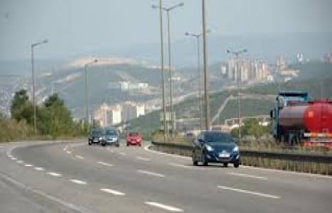 Gebze-İzmir TEM otoyolunda üst geçit çalışması yapılacak!