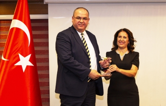 Eminevim’e istihdam ve ekonomiye katkı ödülü!