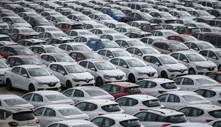 İkinci el otomobil piyasası hareketlenmeye başladı! İkinci elde araba fiyatları ortalama 679 bin TL oldu!