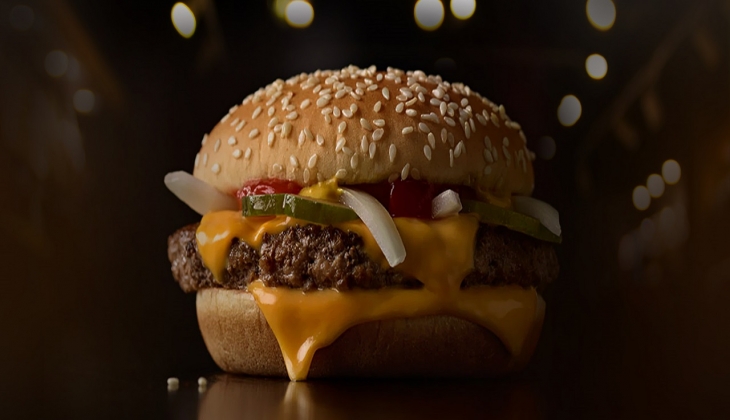 McDonald’s’tan doyuran haber! 1 menü alana 1 menü bedava günleri başladı