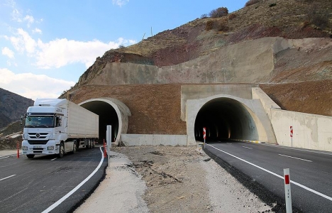 Erzincan- Erzurum karayolundaki Mutu Tünelleri ulaşıma açıldı!