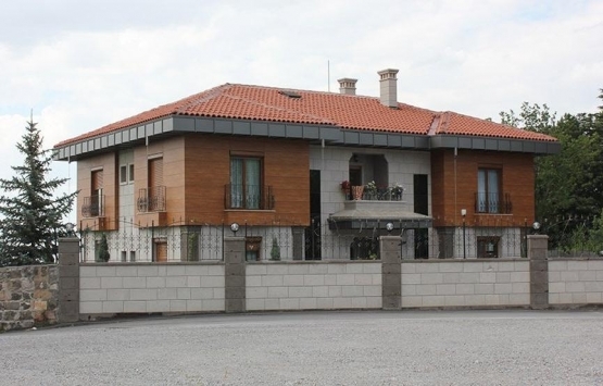 Mehmet Özhaseki’nin bağ evi Kayseri’yi karıştırdı!