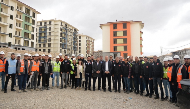 TOKİ Başkanı Ömer Bulut tamamlanmak üzere olan konutlarının müjdesini verdi!