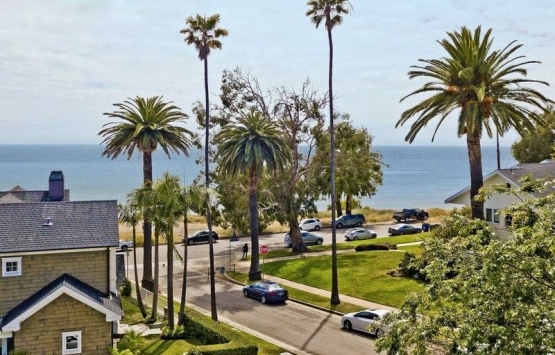 Tyra Banks Pacific Palisades tan ev aldı!