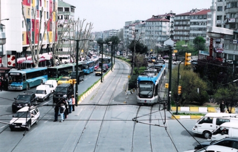 Edirnekapı-Sultançiftliği tramvay hattında altgeçit inşaatı başladı!