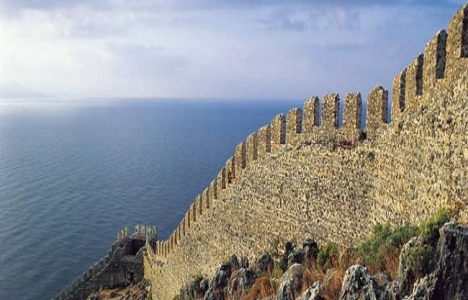 Alanya Kalesi'ndeki tarihi sarnıçlar restore ediliyor!