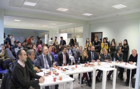 Canik Başarı Üniversitesi'nde mimar adayları projelerini sundu!